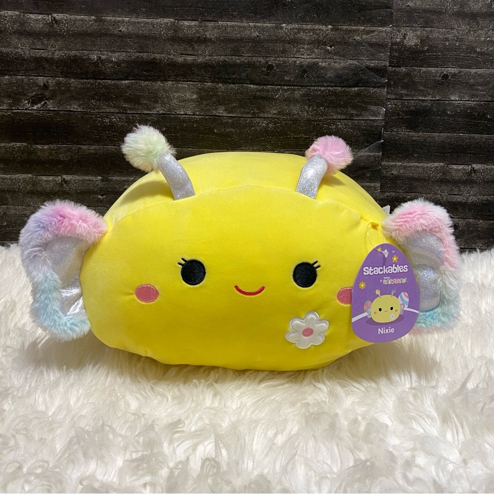 🆕 SQUISHMALLOWS NIXIE THE YELLOW BUTTERFLY STACKABLES FLOWER EMBROIDERY EASTER